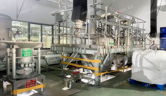 氣力輸送機